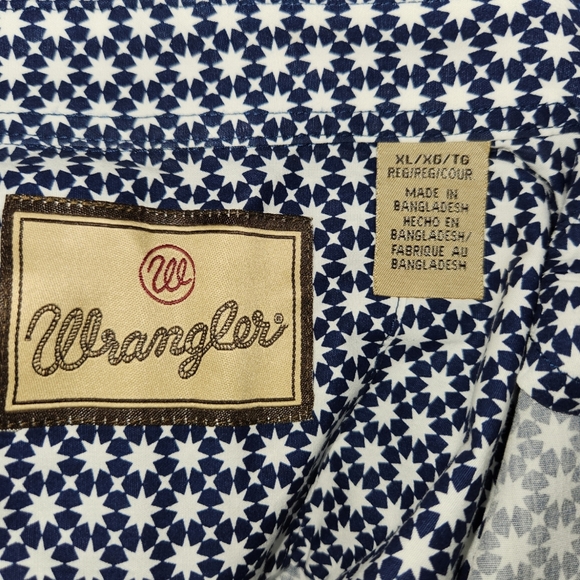 Wrangler Dress Shirt Size XL - Picture 2 of 2